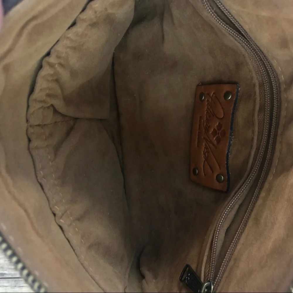 SOLD Patricia Nash Large Tooled Leather Wristlet Clutch - Picture 5 of 6